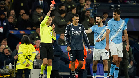  Tai hại của thẻ đỏ đầu tiên trong sự nghiệp Bernardo Silva